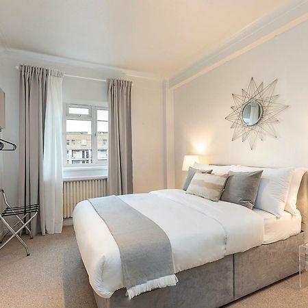 Grand Swiss Cottage Apartment Londen Buitenkant foto