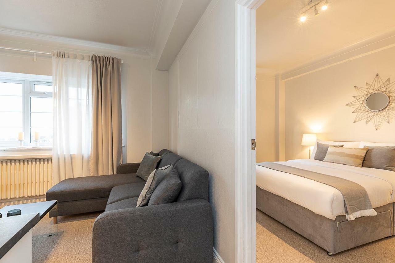 Grand Swiss Cottage Apartment Londen Buitenkant foto